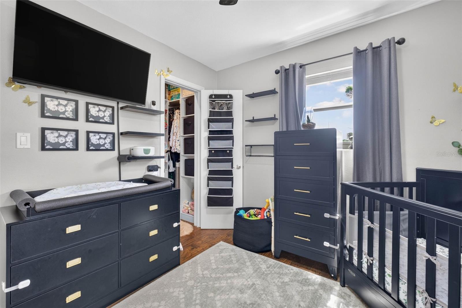 ENGELWOOD PARK - Residential