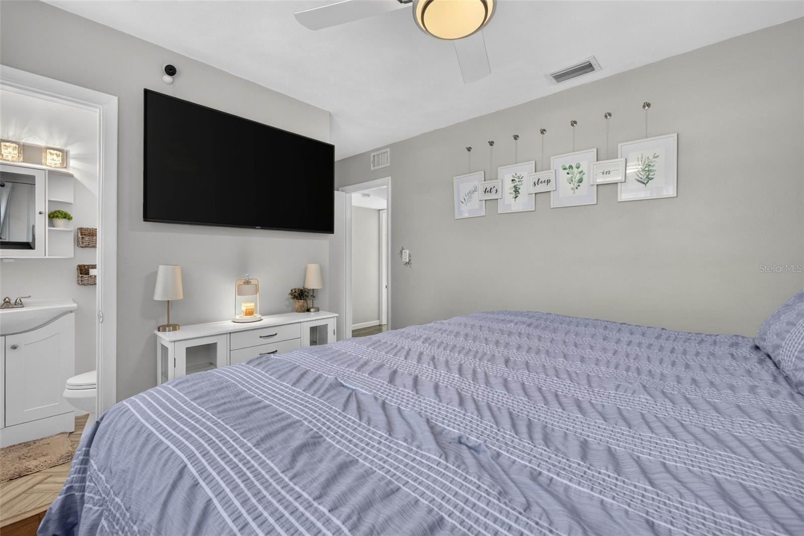 ENGELWOOD PARK - Residential