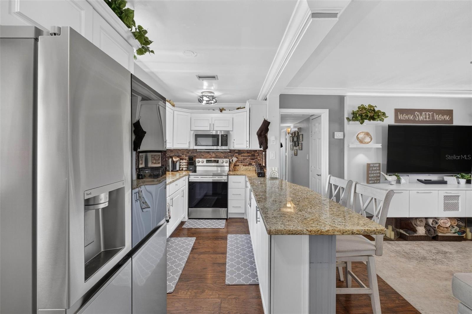 ENGELWOOD PARK - Residential
