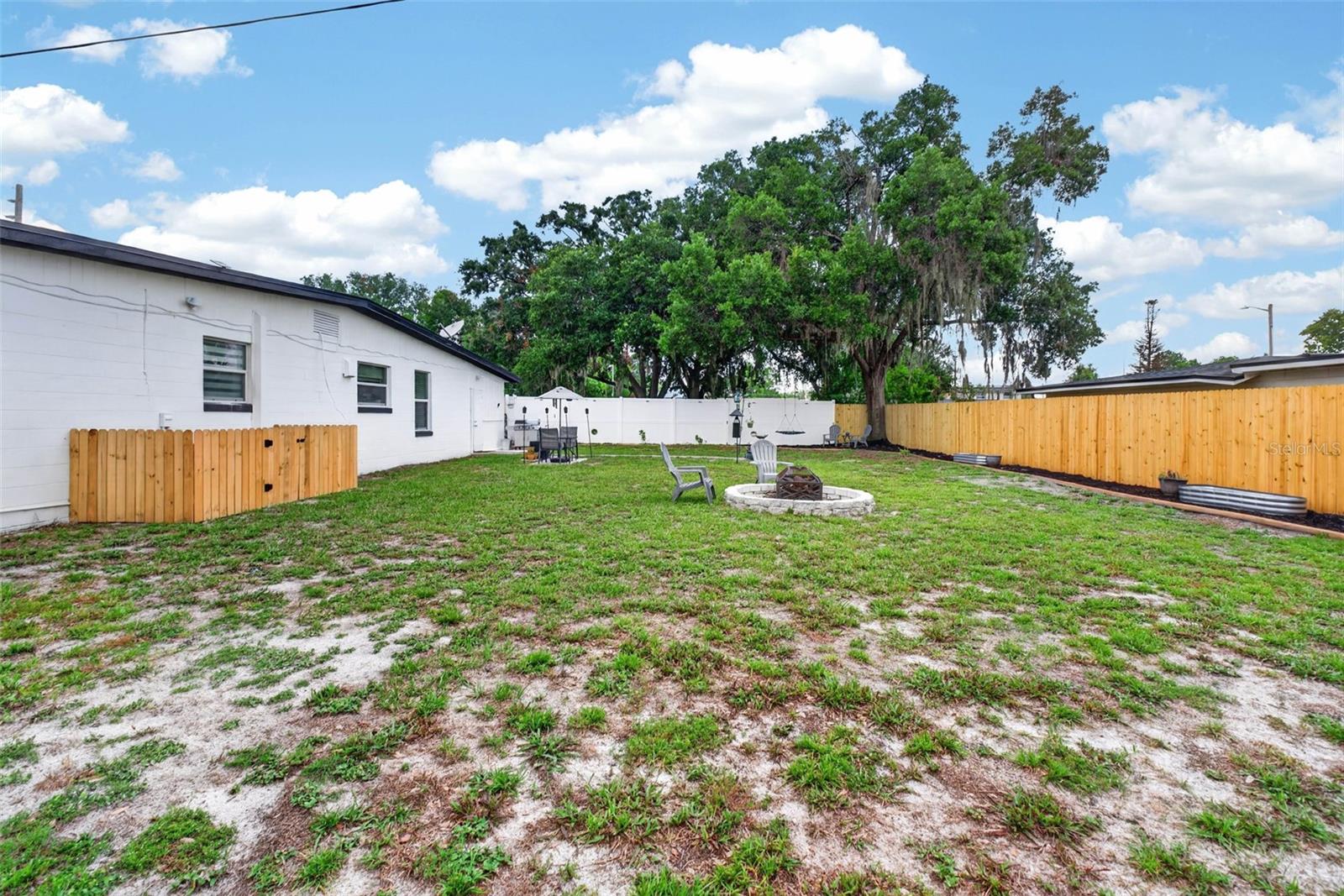 ENGELWOOD PARK - Residential