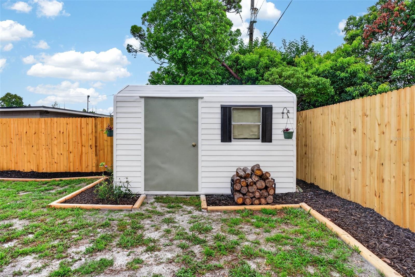 ENGELWOOD PARK - Residential