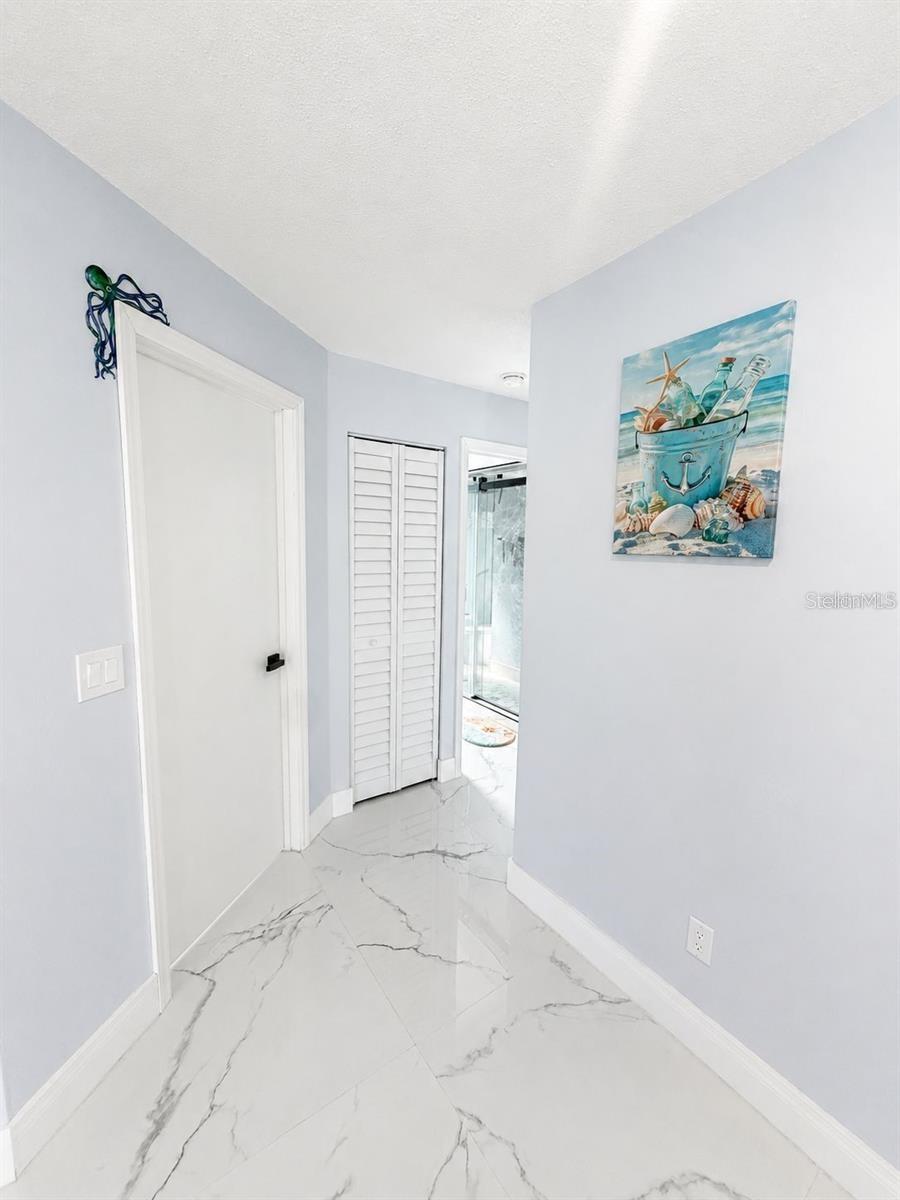 FAIRWAY UNIT 06 - Residential Lease