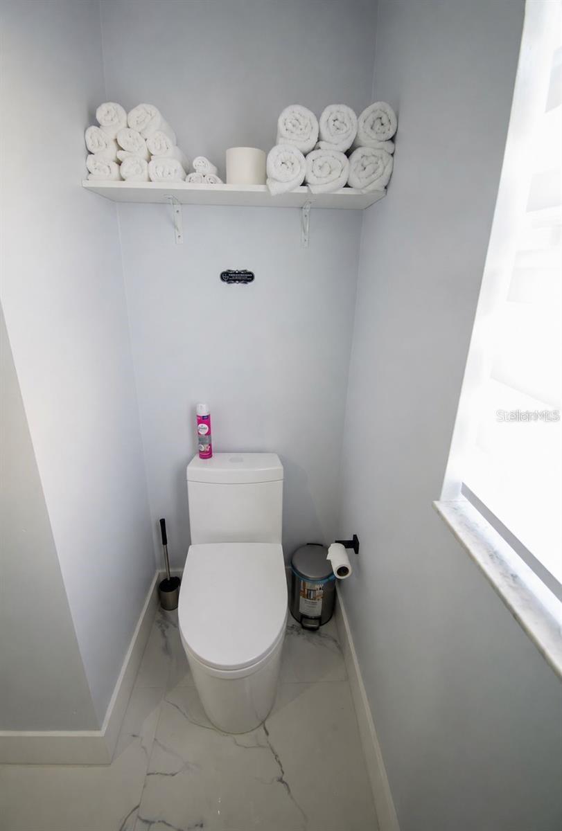 FAIRWAY UNIT 06 - Residential Lease