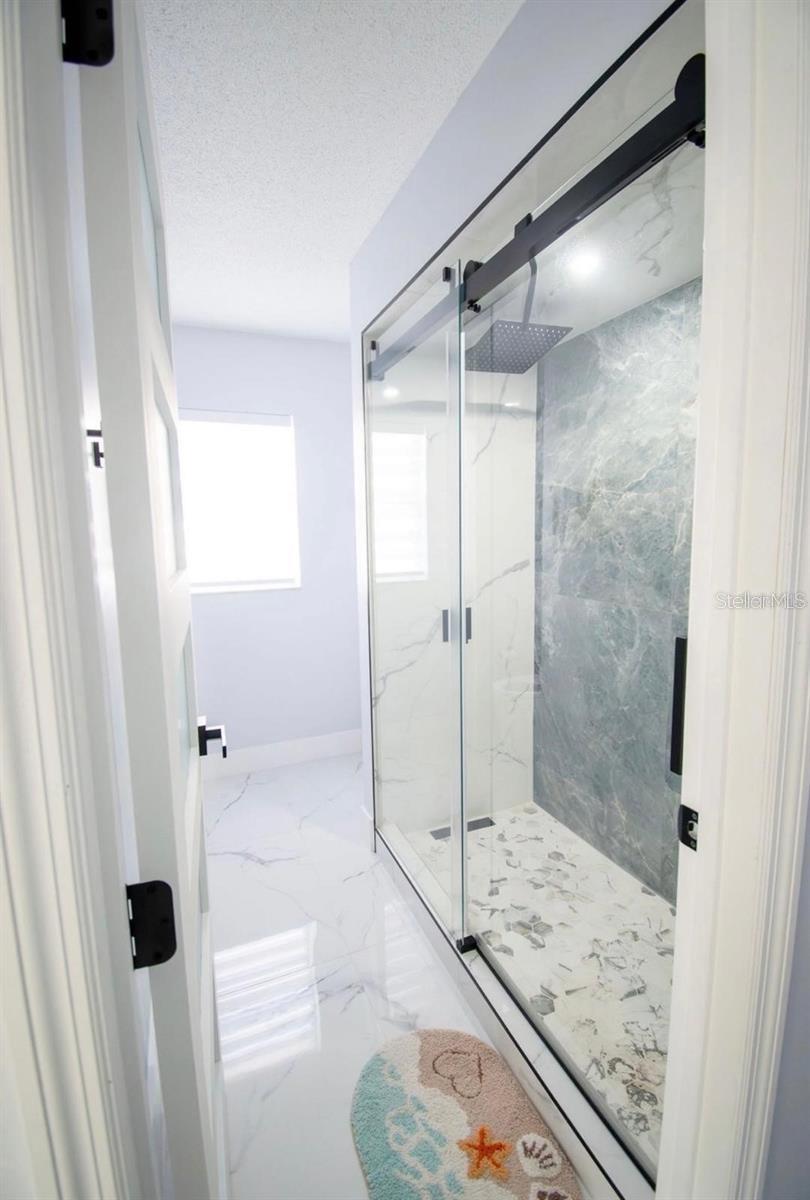 FAIRWAY UNIT 06 - Residential Lease