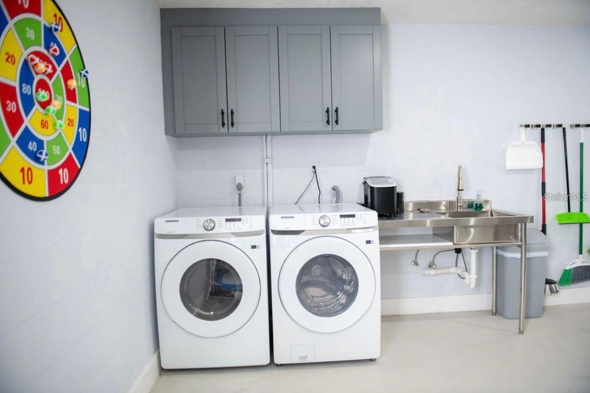 FAIRWAY UNIT 06 - Residential Lease