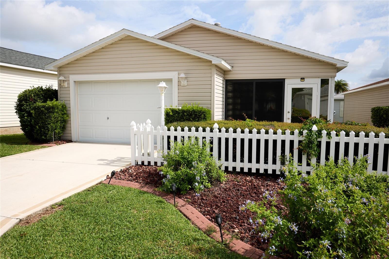 VILLAGES OF SUMTER RAINEY VILLAS - Residential