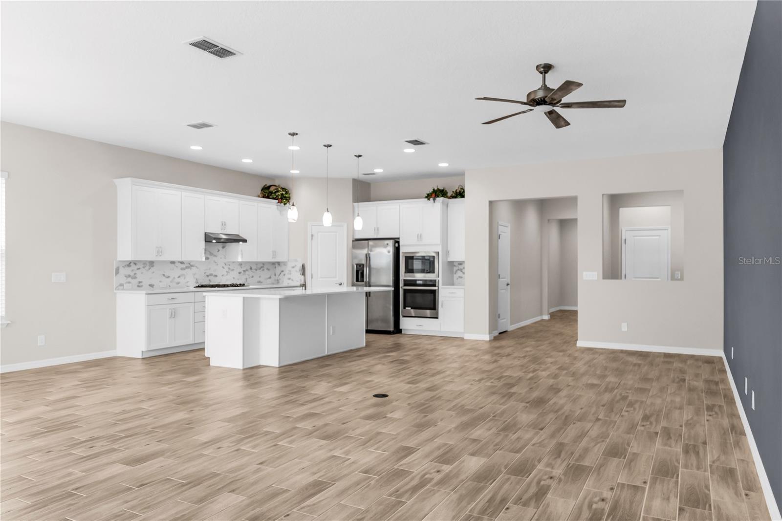 FOUR SEASONS AT ORLANDO - Residential