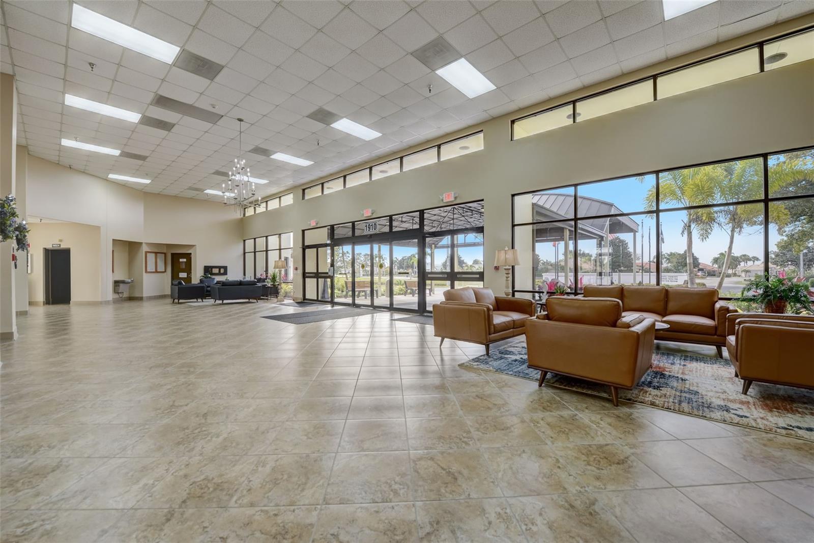 SUN CITY CENTER UNIT 277 PH - Residential
