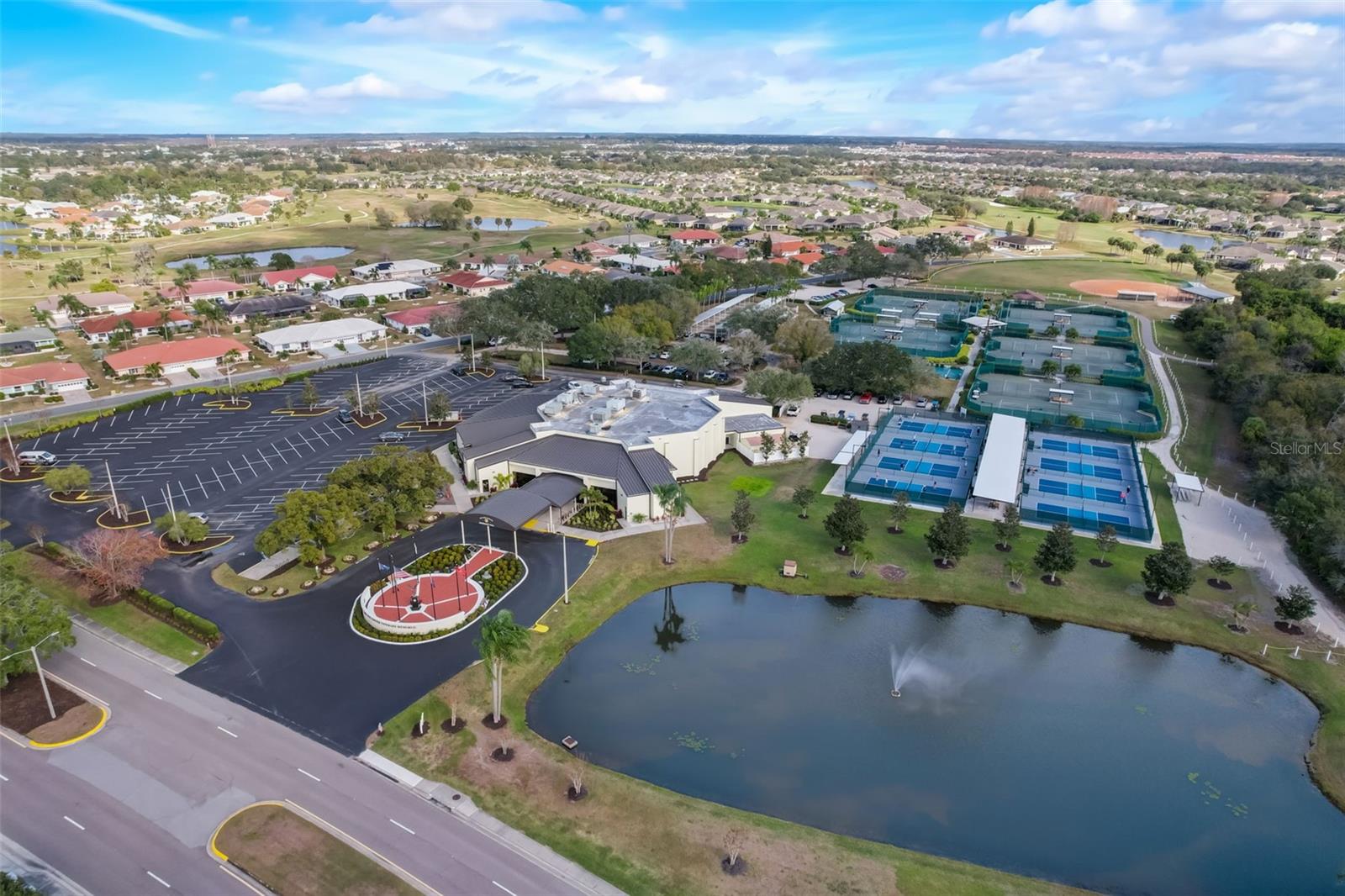 SUN CITY CENTER UNIT 277 PH - Residential