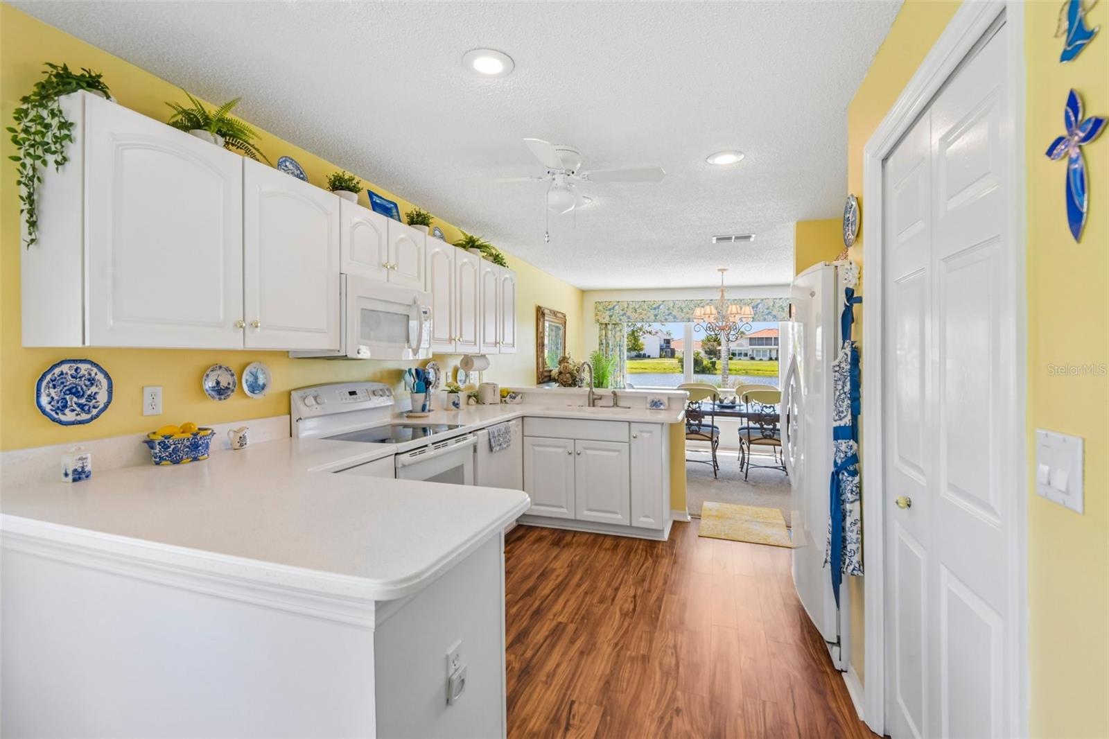 SUN CITY CENTER UNIT 277 PH - Residential