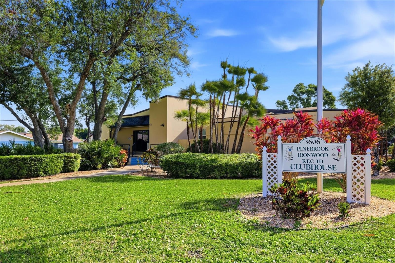 THE GREENS AT PINEBROOK PH 1&2 - Residential
