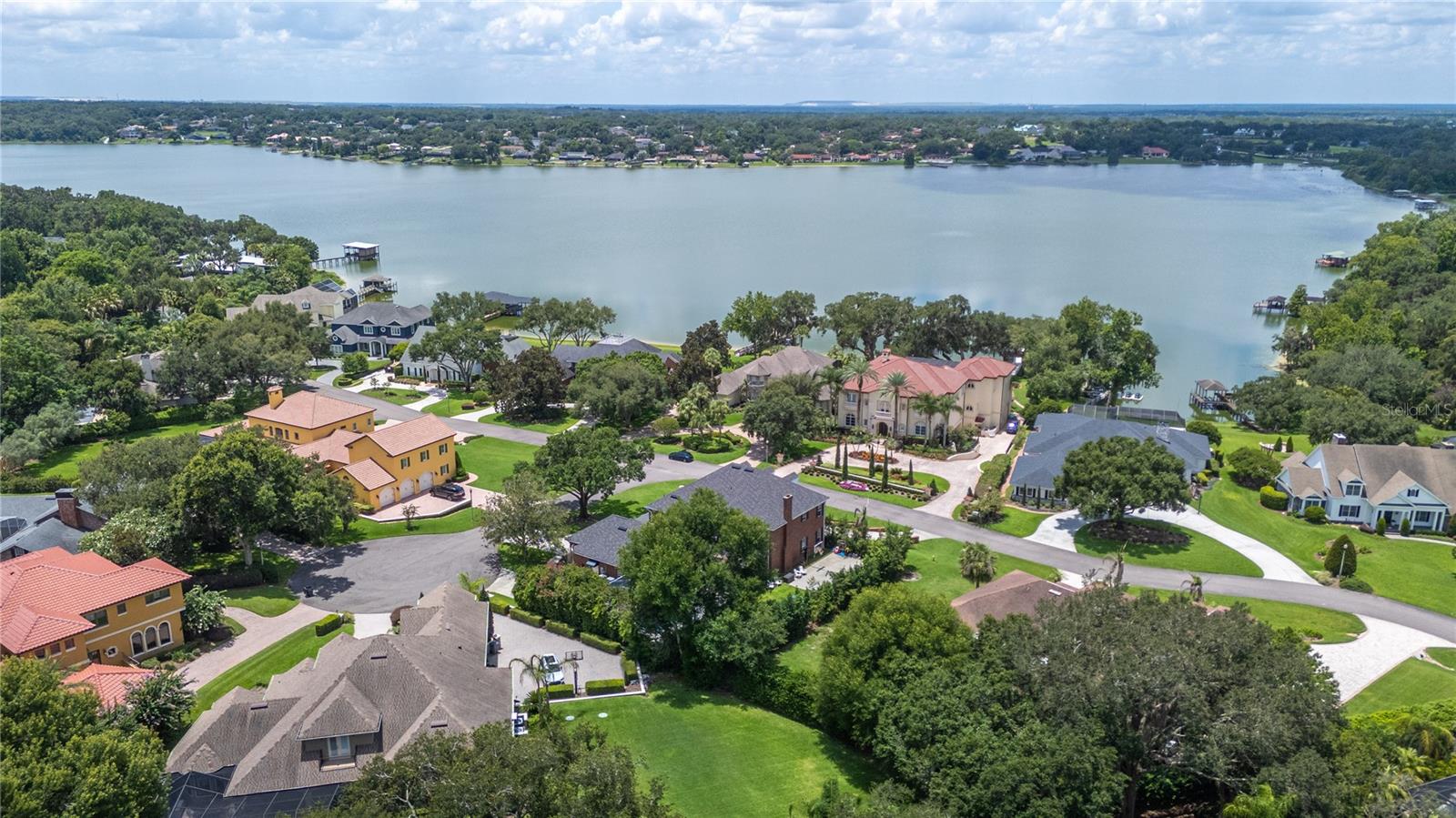 LAKE IN WOODS TR B - Residential