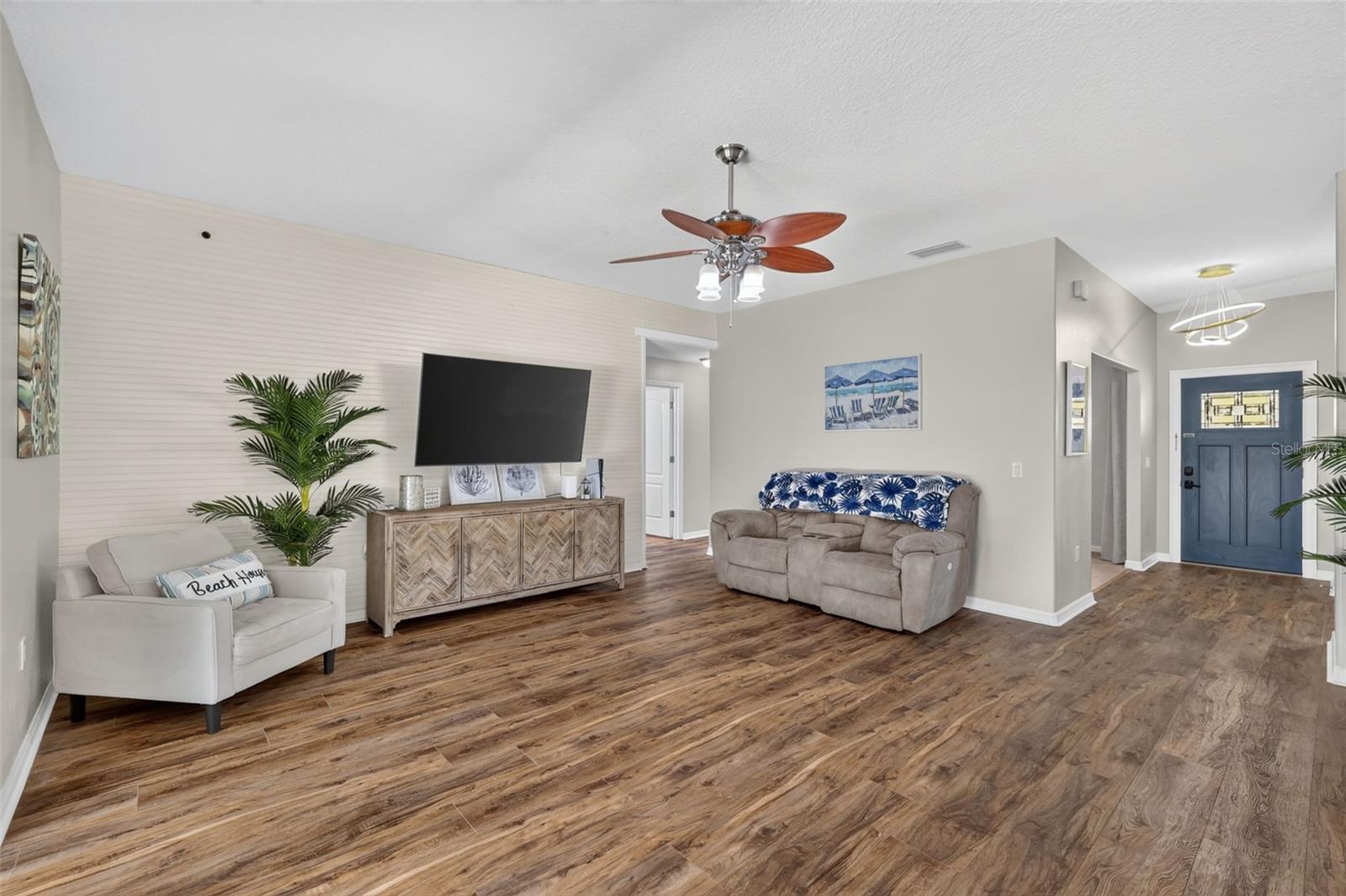 EAGLES POINT SUB - Residential
