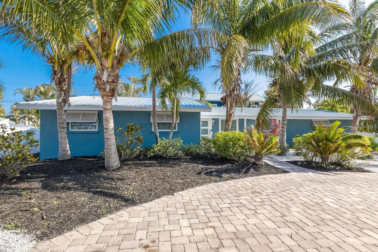 HOLMES BEACH 17TH UNIT - Residential