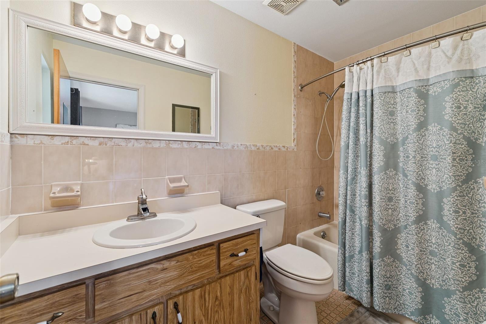 INDIAN LAKE ESTATES - Residential