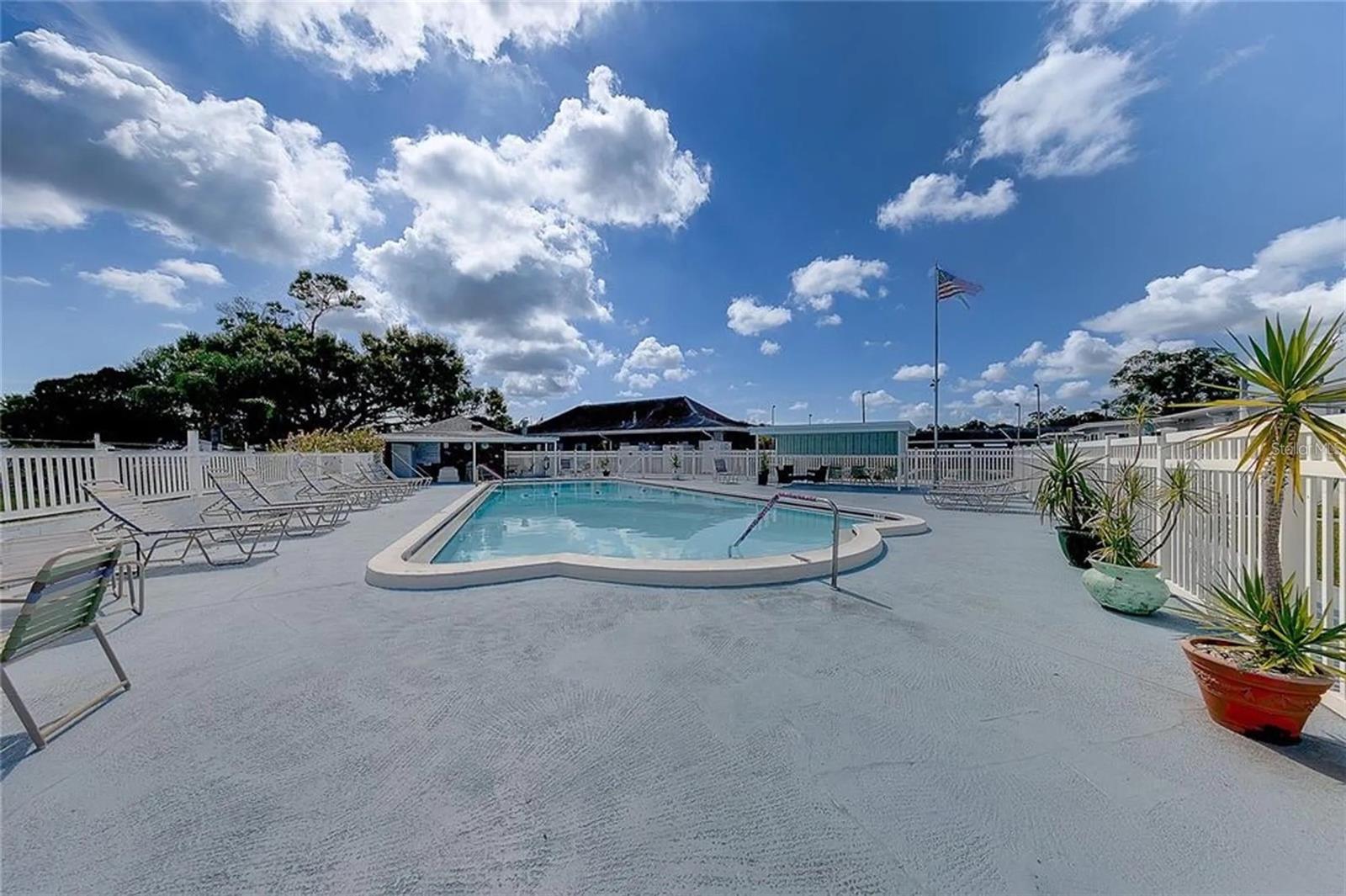 SPRINGWOOD VILLAS - Residential