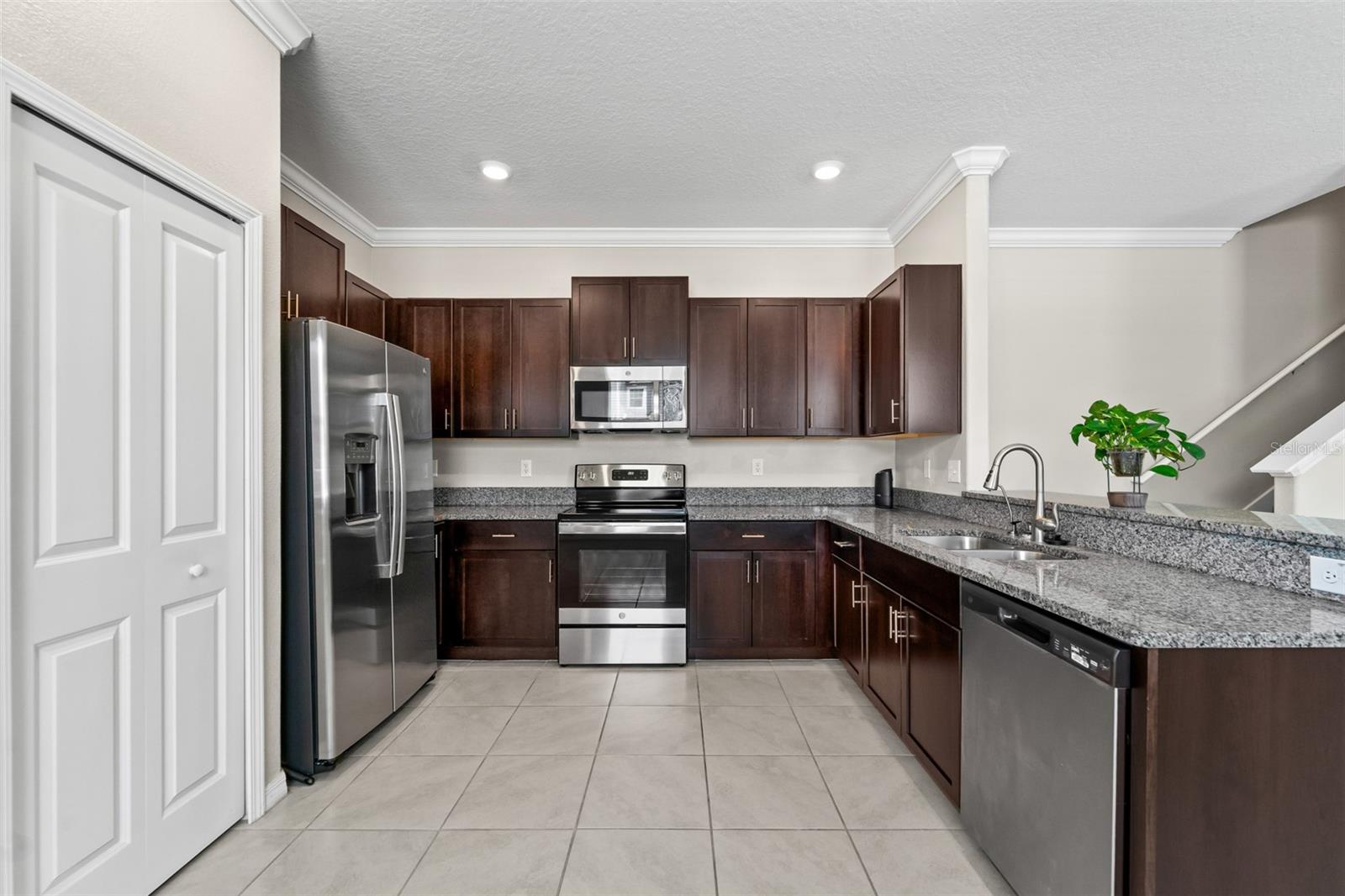 TOWNES/CYPRESS RANCH - Residential