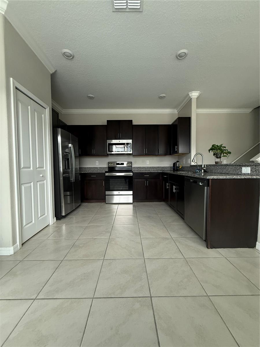TOWNES/CYPRESS RANCH - Residential
