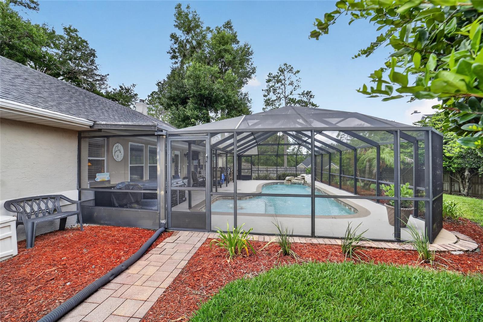 WINDEMERE GLEN ESTATE - Residential