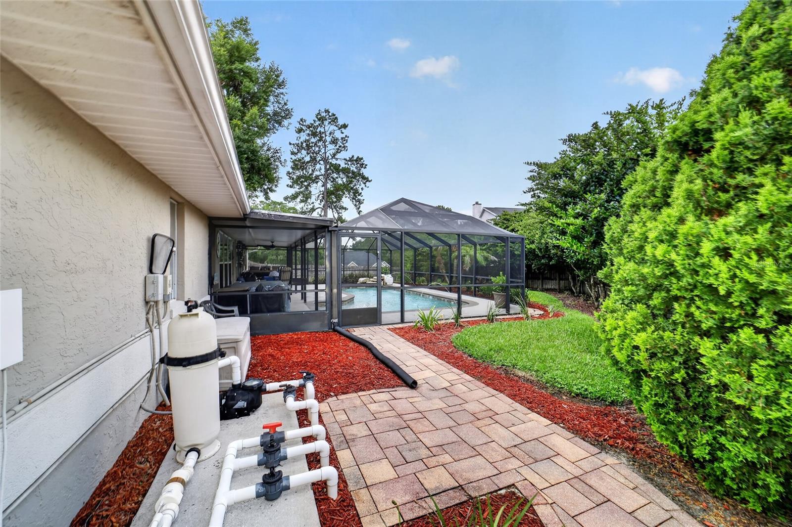 WINDEMERE GLEN ESTATE - Residential