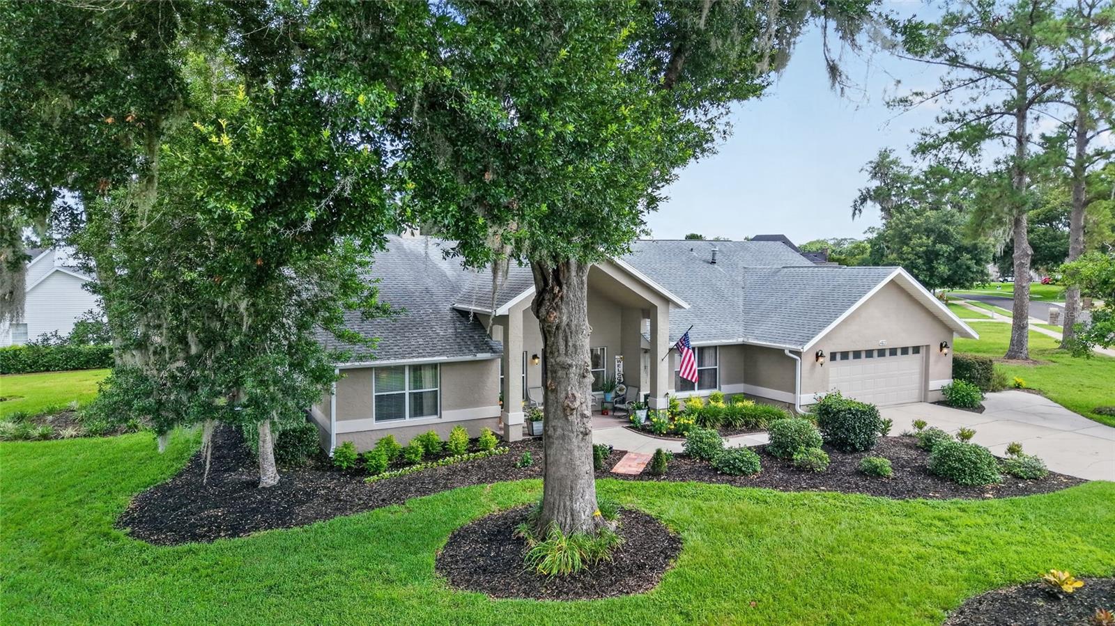 WINDEMERE GLEN ESTATE - Residential