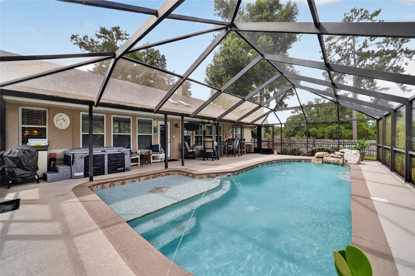 WINDEMERE GLEN ESTATE - Residential