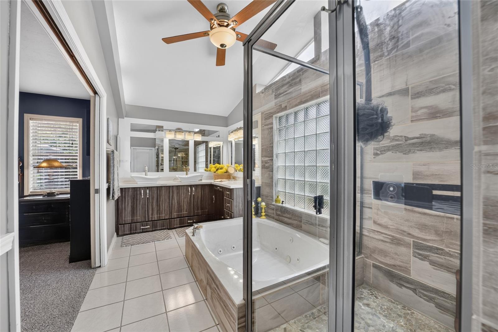 WINDEMERE GLEN ESTATE - Residential