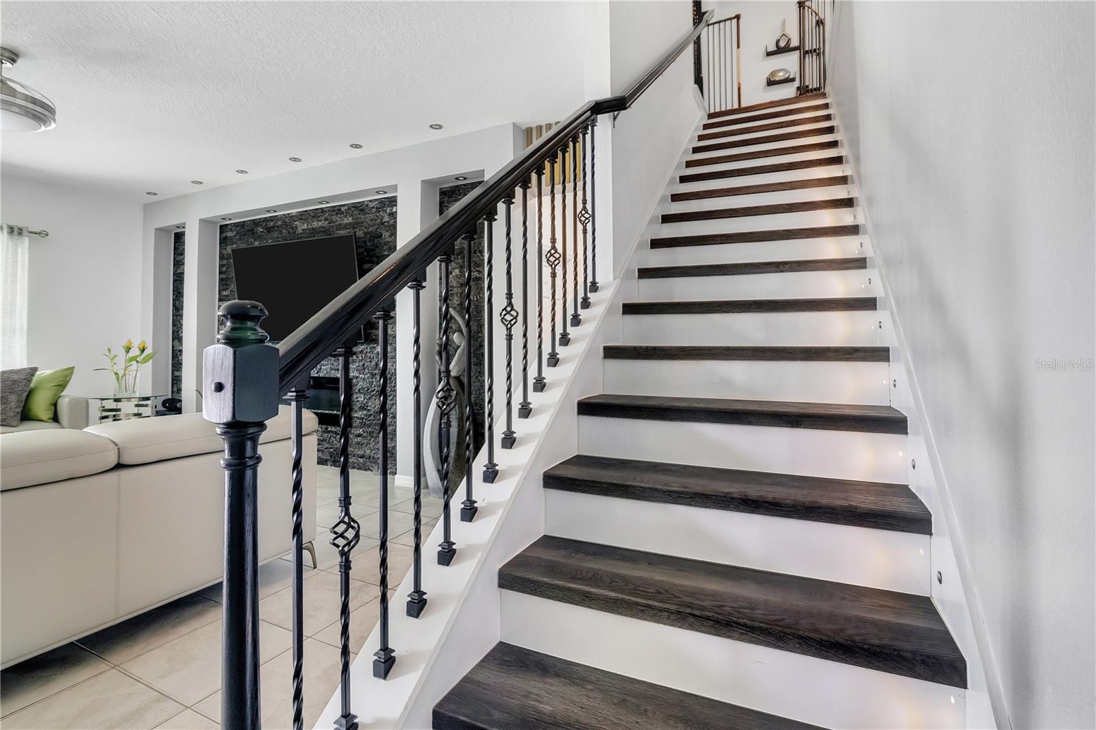 LAKE PRESERVE PH 1 - Residential