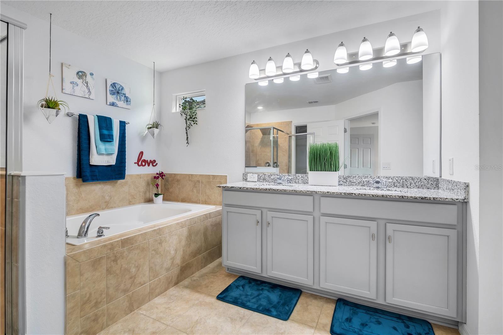 LAKE PRESERVE PH 1 - Residential
