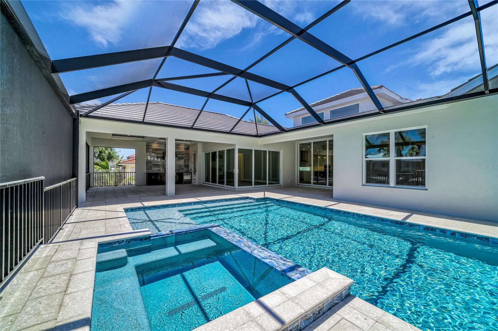 SARA SANDS - Residential