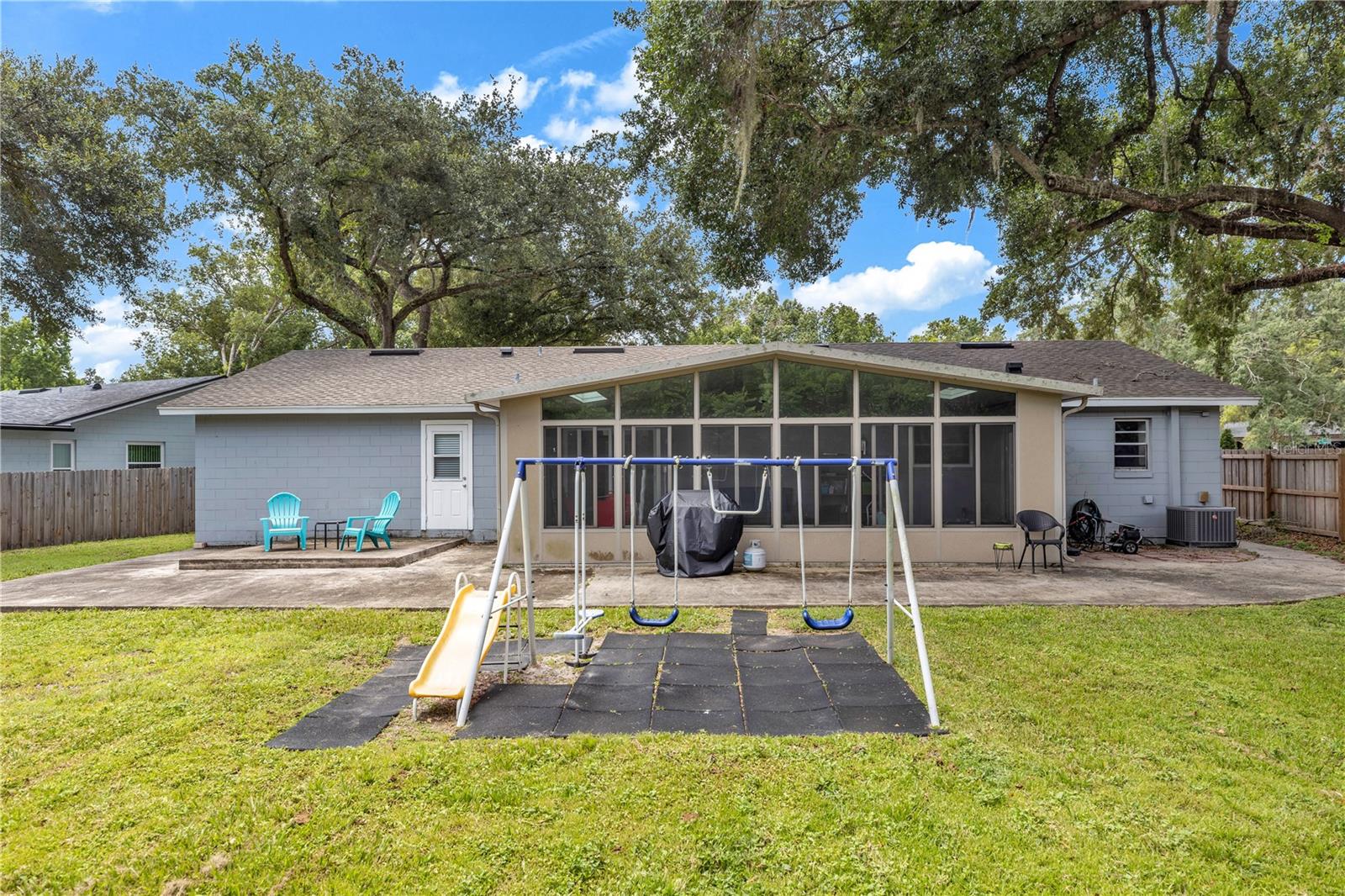 SAN SEBASTIAN HEIGHTS UNIT 3 - Residential