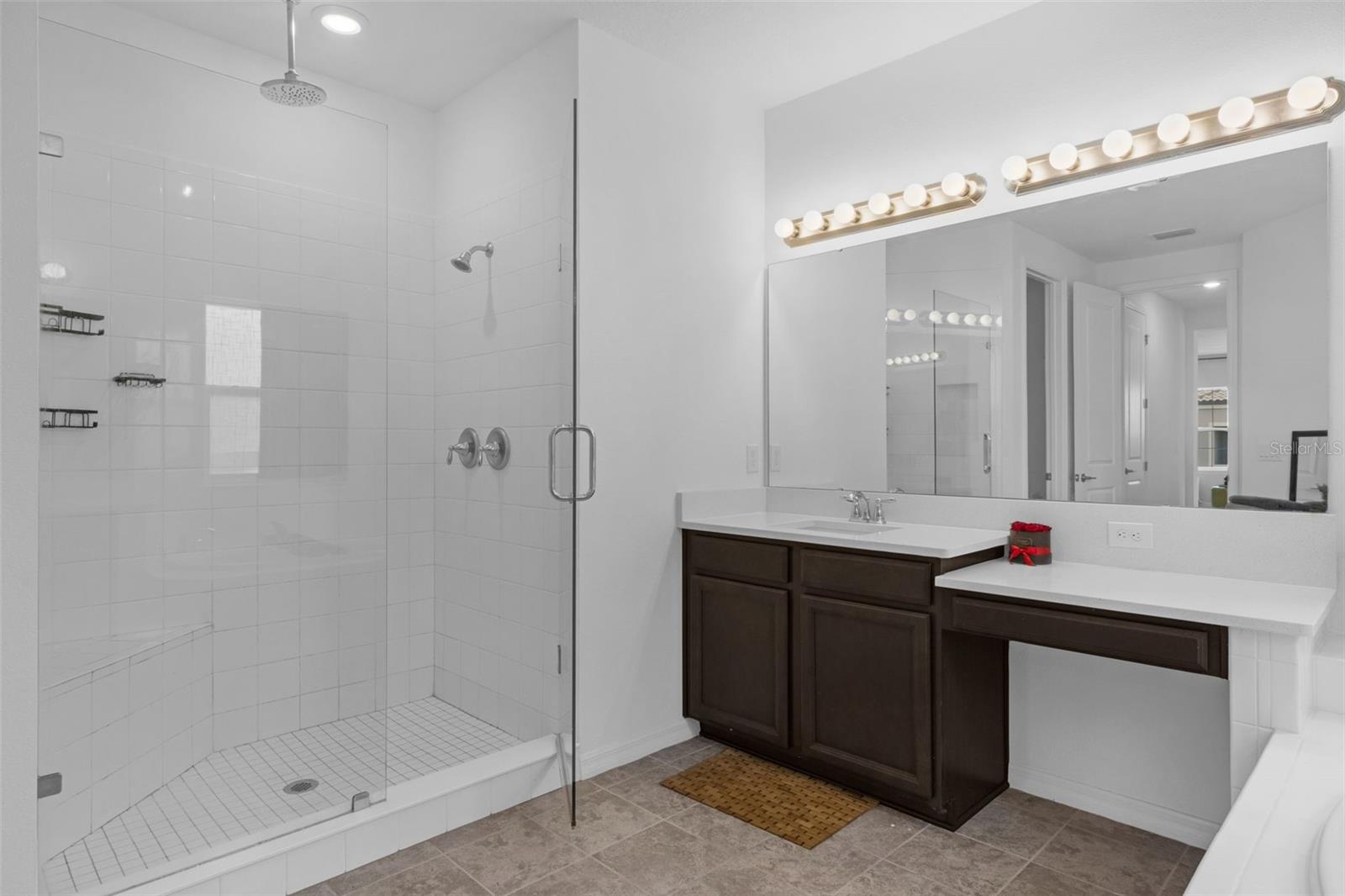 BELLALAGO PH B-2 - Residential