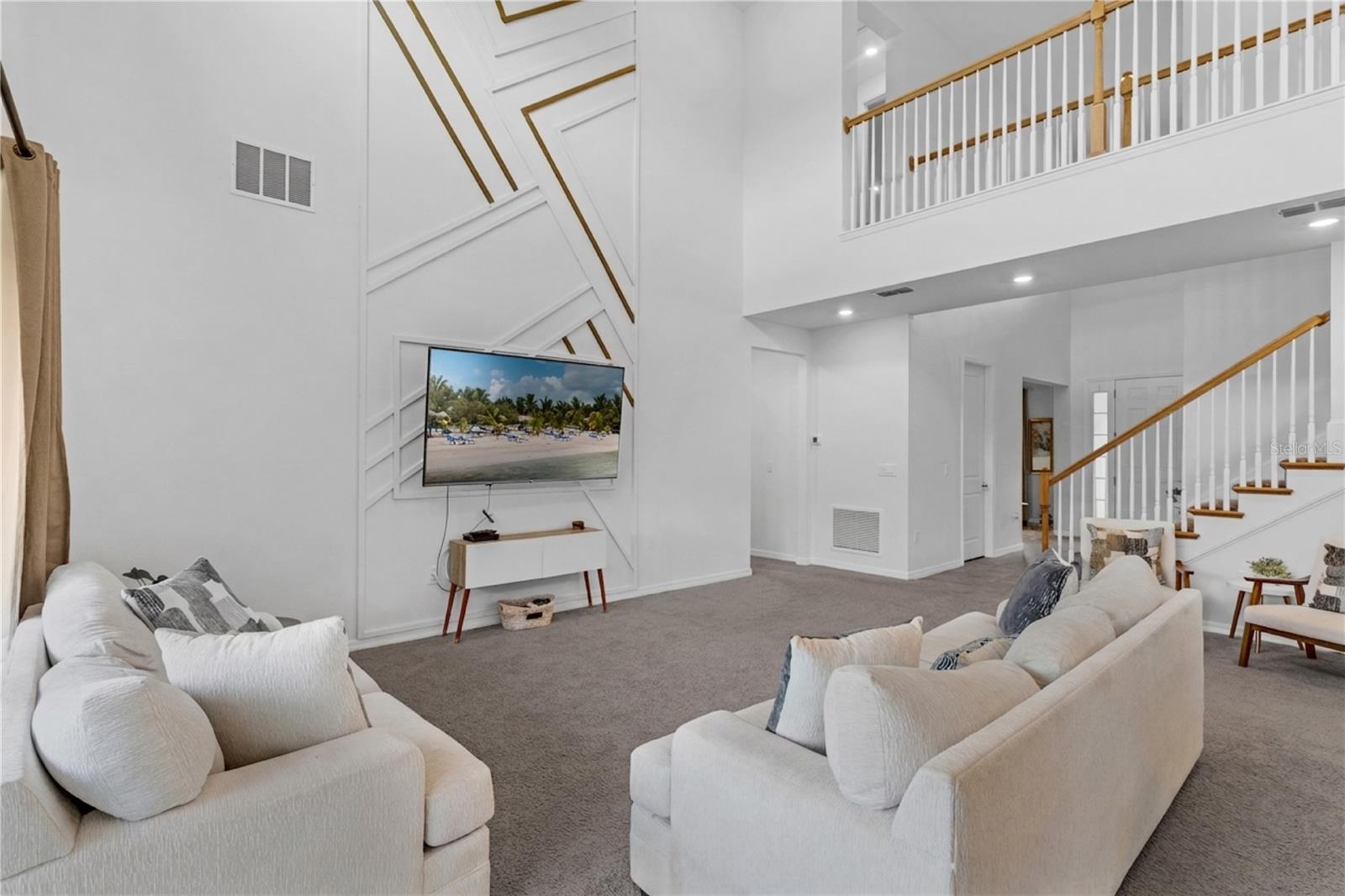 BELLALAGO PH B-2 - Residential