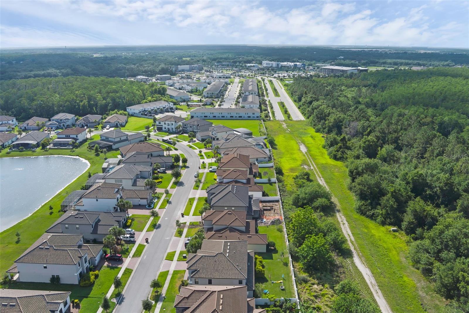 BELLALAGO PH B-2 - Residential