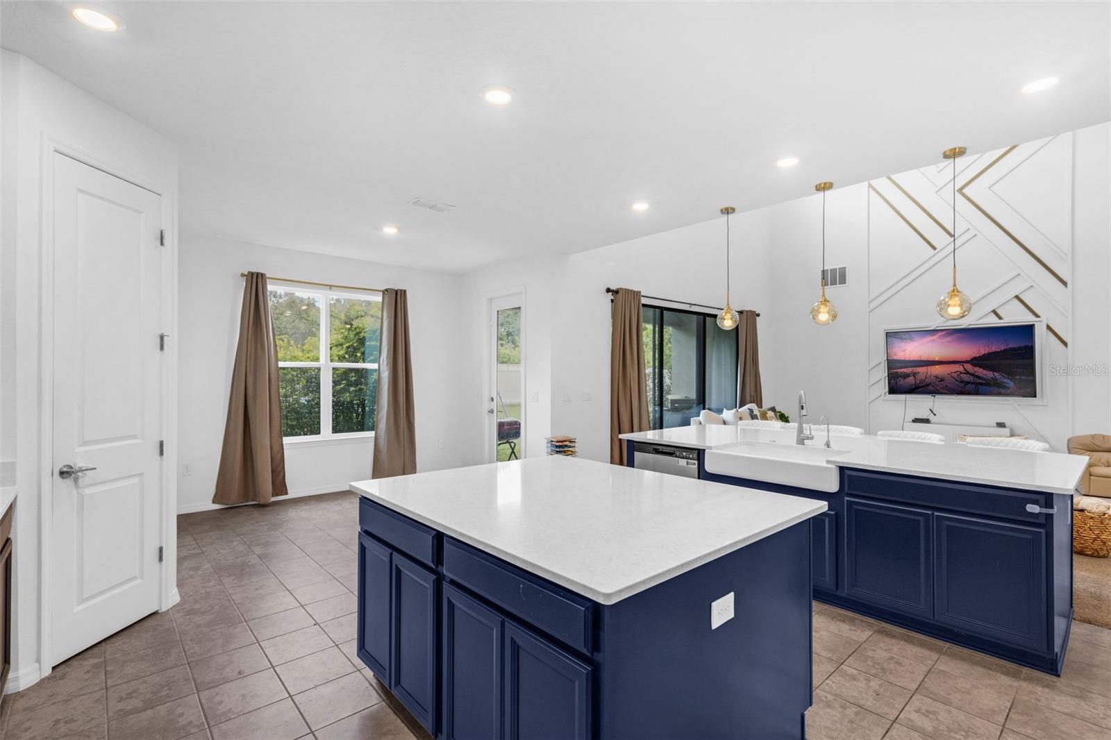BELLALAGO PH B-2 - Residential