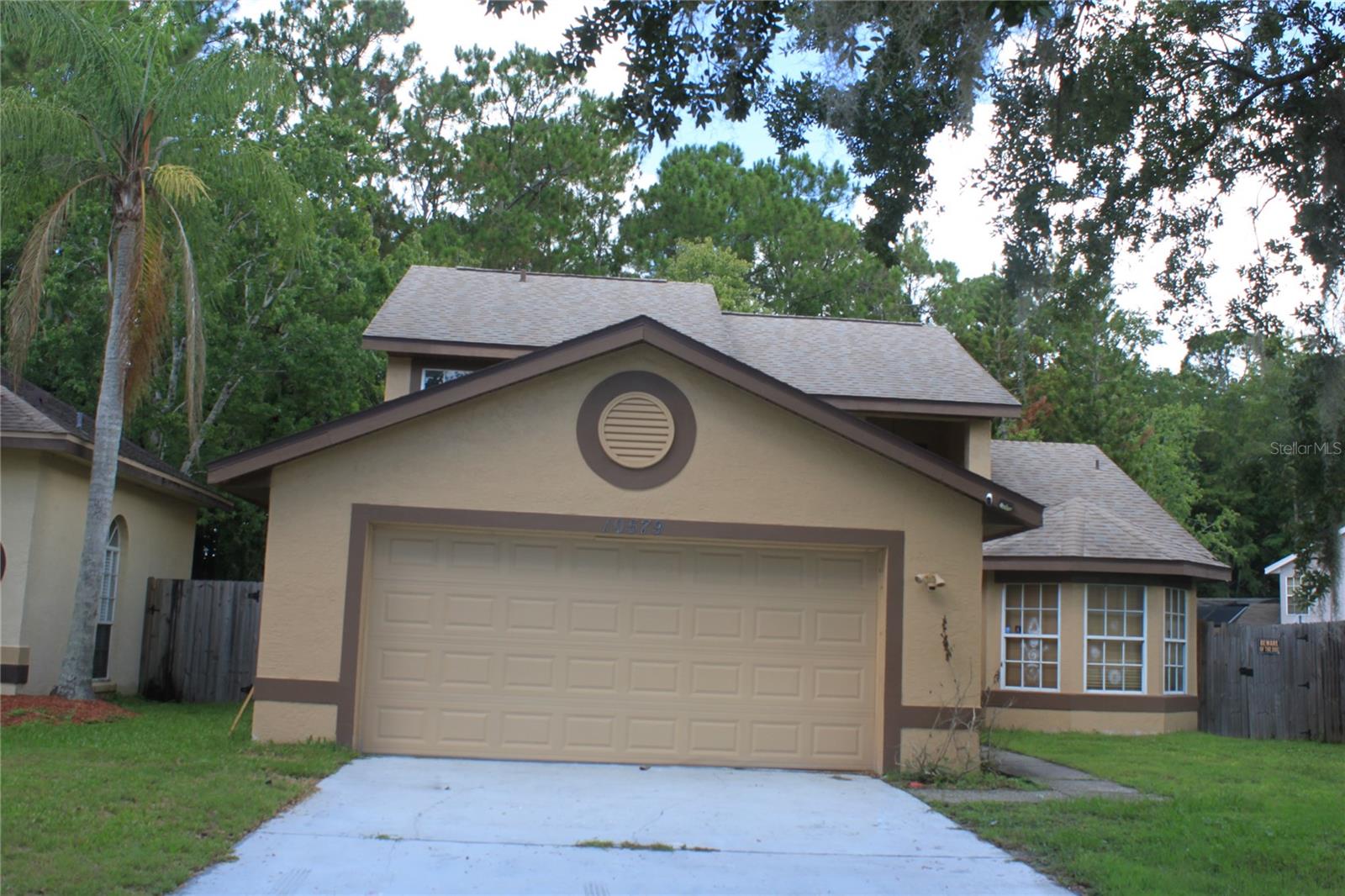GREAT LOCATION ! GREAT HOME !! MUST SEE !!! 3 bedroom/ 2.5 bath. Excellent location : easy access to major highways, close to the Airport, short distance to Publix shopping center. Basic tenant requirements: 650+ credit score, no BAD history, no BAD rental history, income 3 times monthly rent as a household. FIRST, LAST and SECURITY DEPOSIT May required.