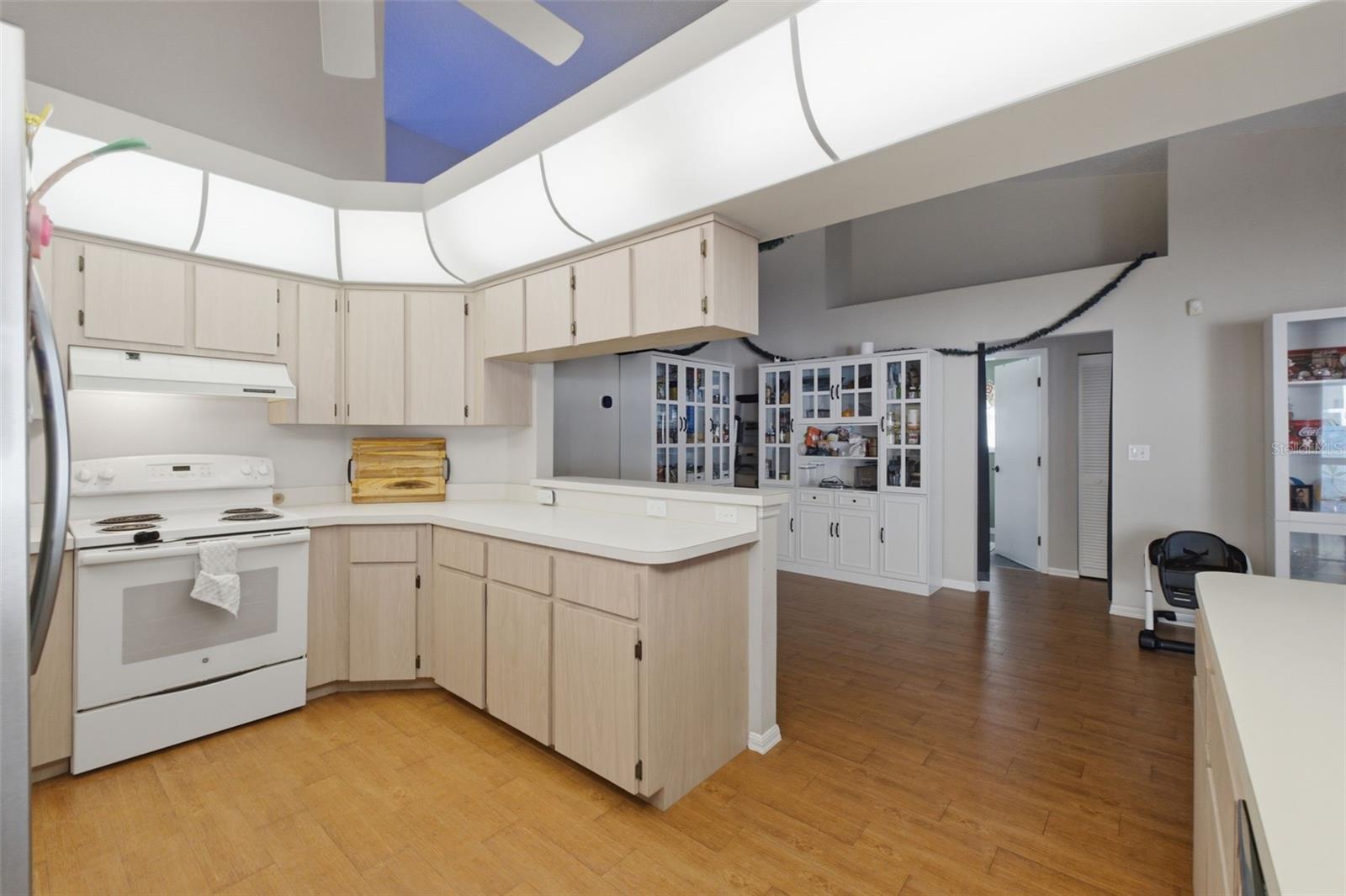 SOUTHERN OAKS - Residential