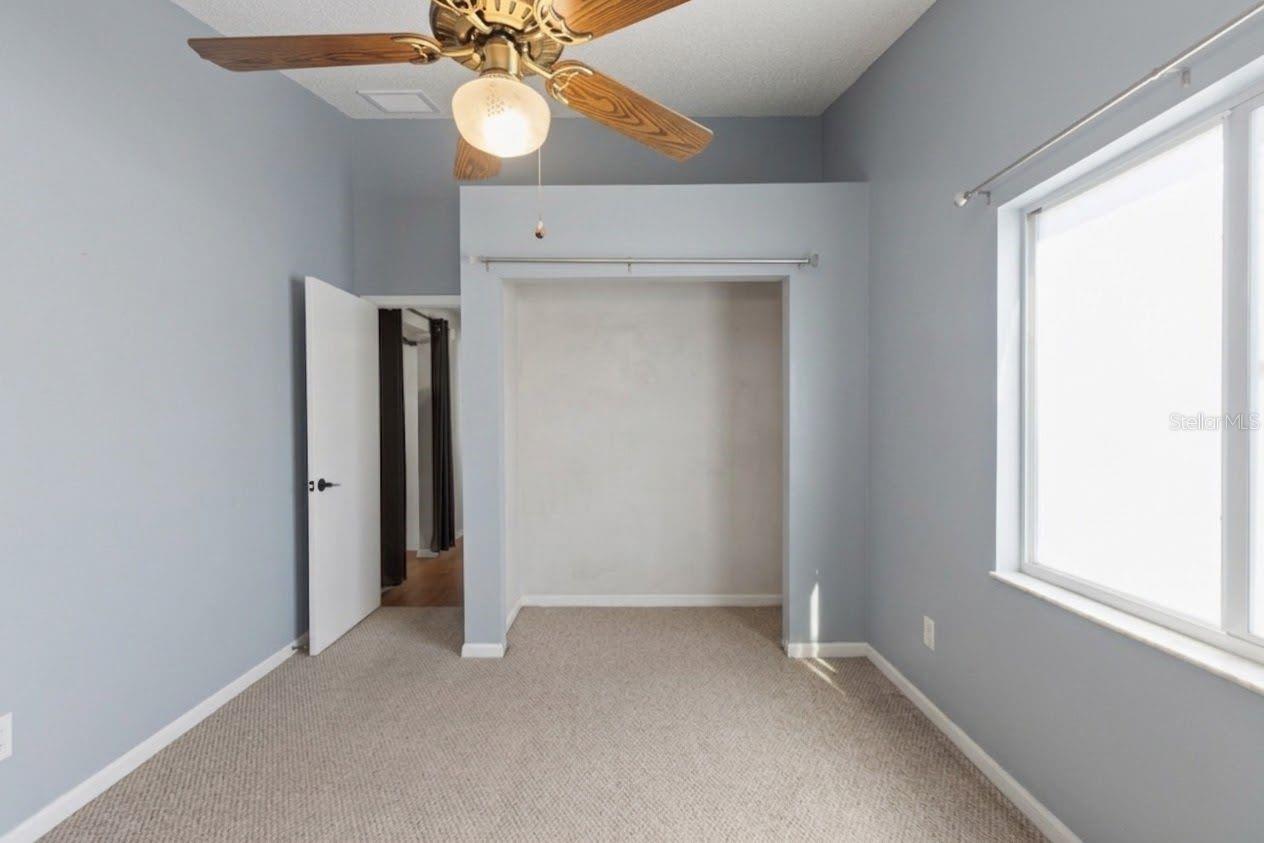 SOUTHERN OAKS - Residential