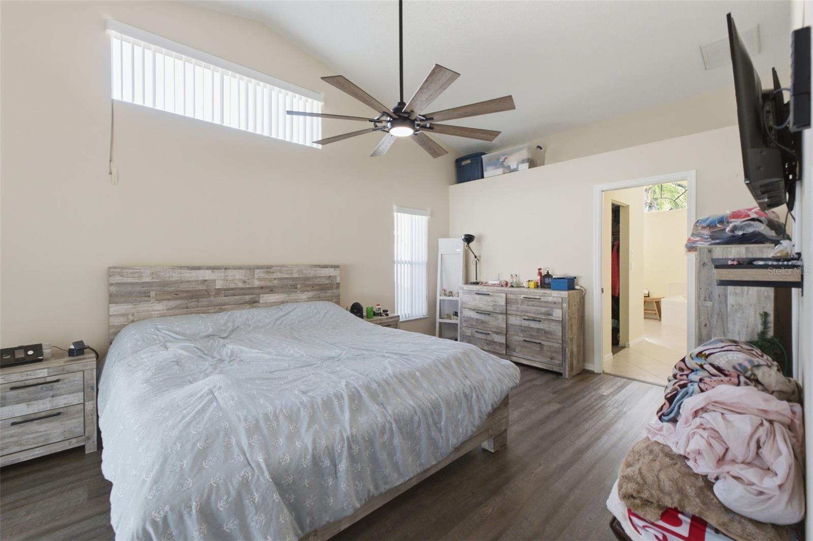 SOUTHERN OAKS - Residential