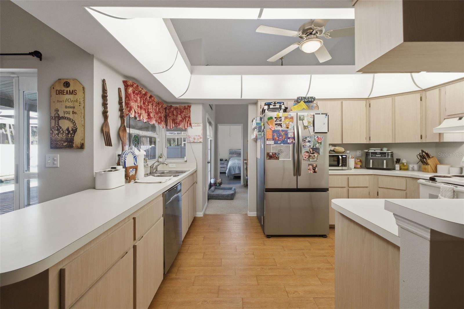 SOUTHERN OAKS - Residential