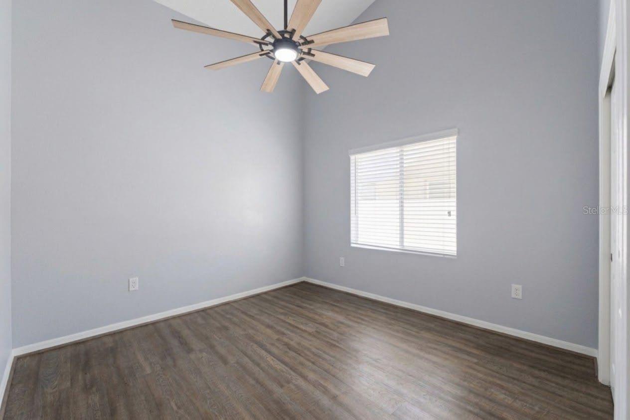 SOUTHERN OAKS - Residential