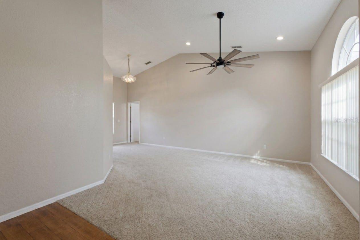 SOUTHERN OAKS - Residential