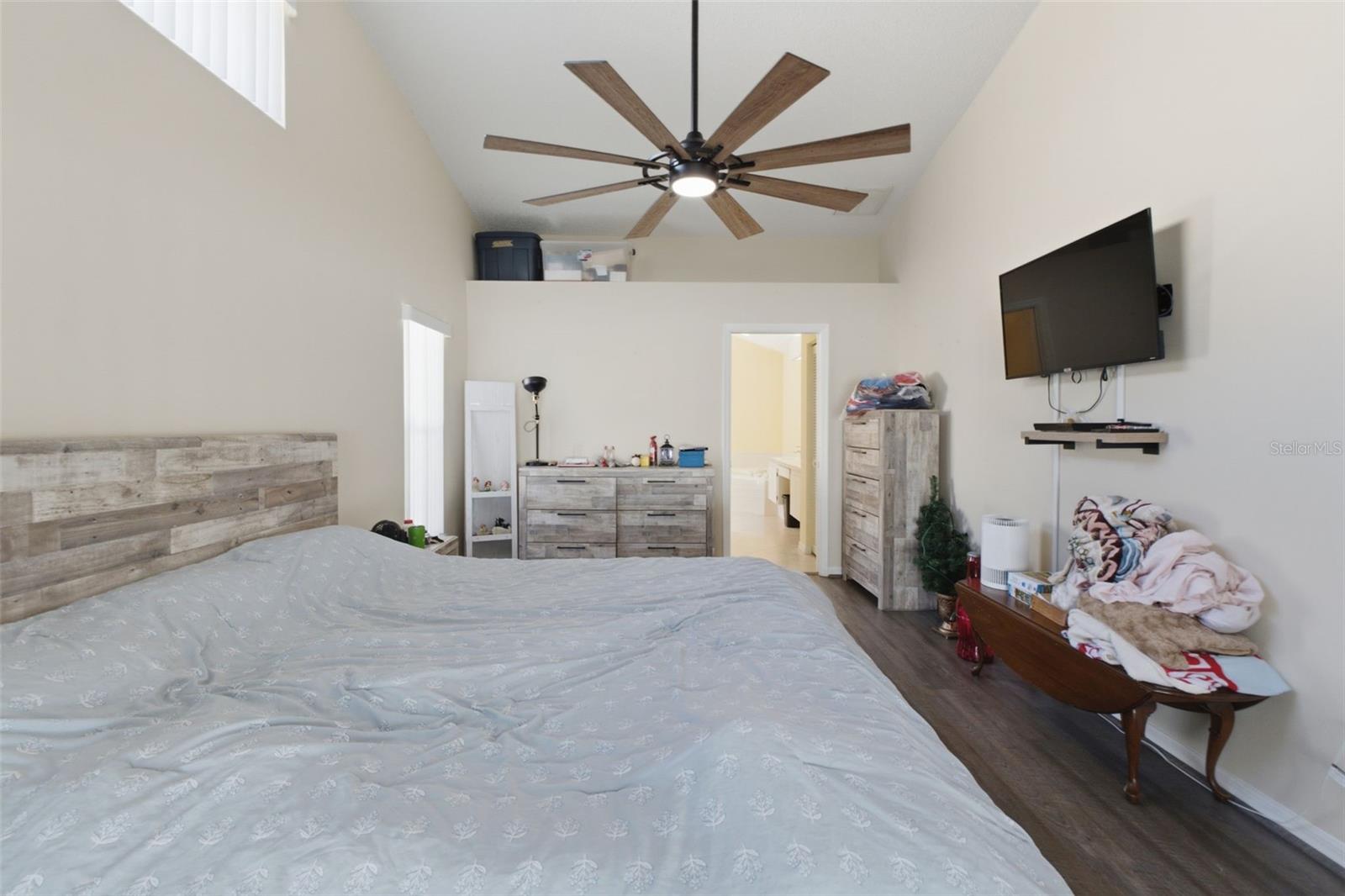 SOUTHERN OAKS - Residential