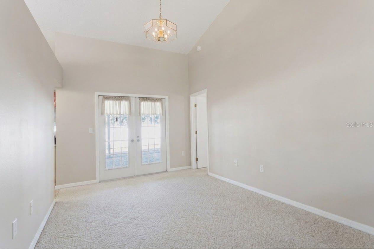 SOUTHERN OAKS - Residential