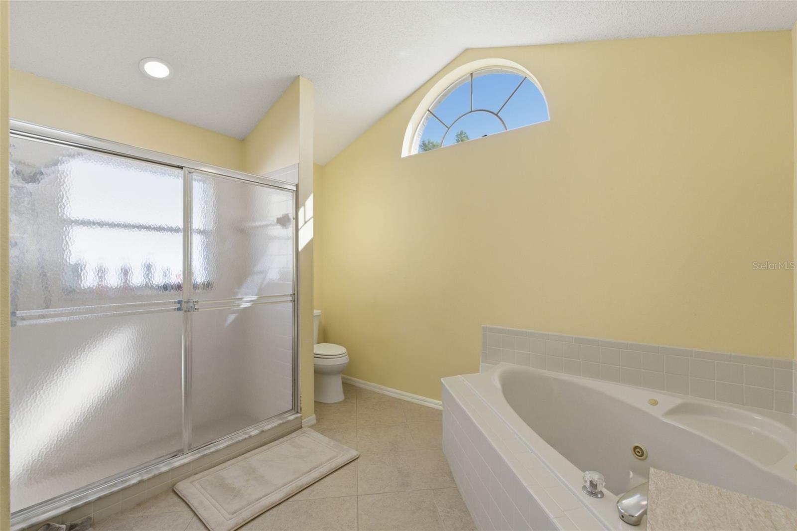 SOUTHERN OAKS - Residential