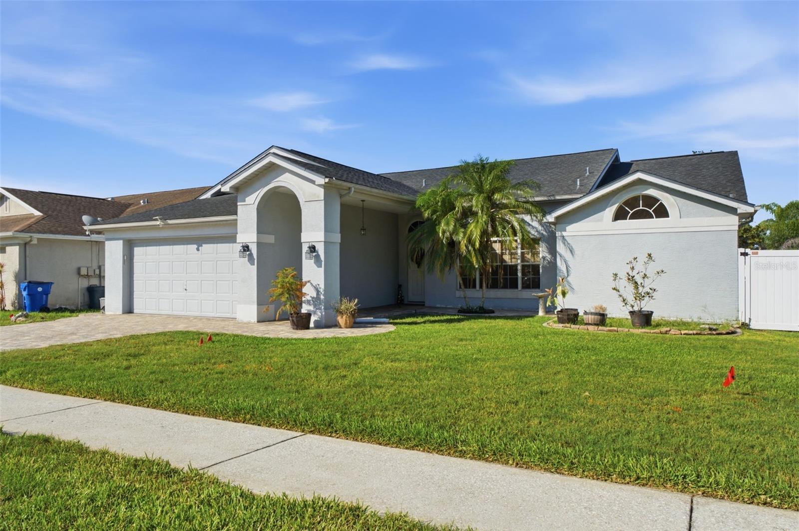 SOUTHERN OAKS - Residential