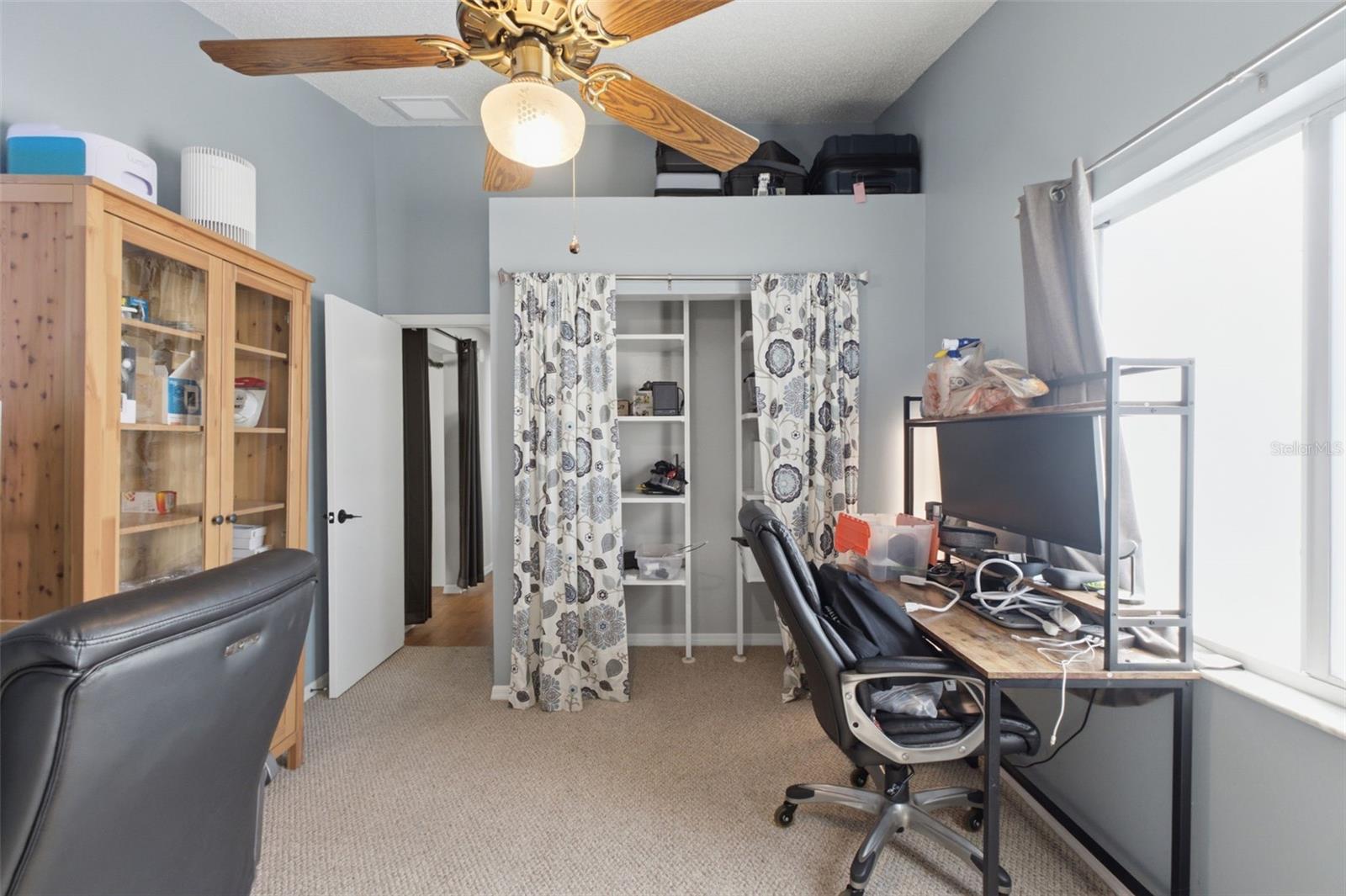 SOUTHERN OAKS - Residential