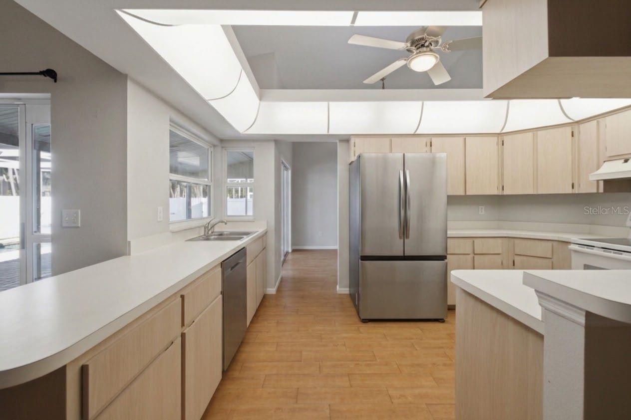SOUTHERN OAKS - Residential