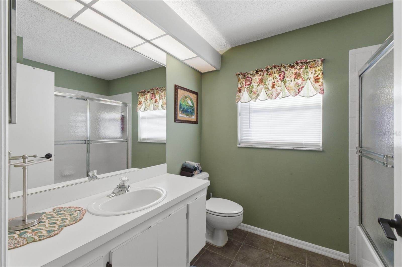 SOUTHERN OAKS - Residential