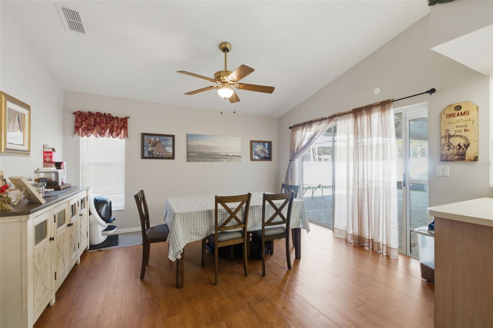 SOUTHERN OAKS - Residential